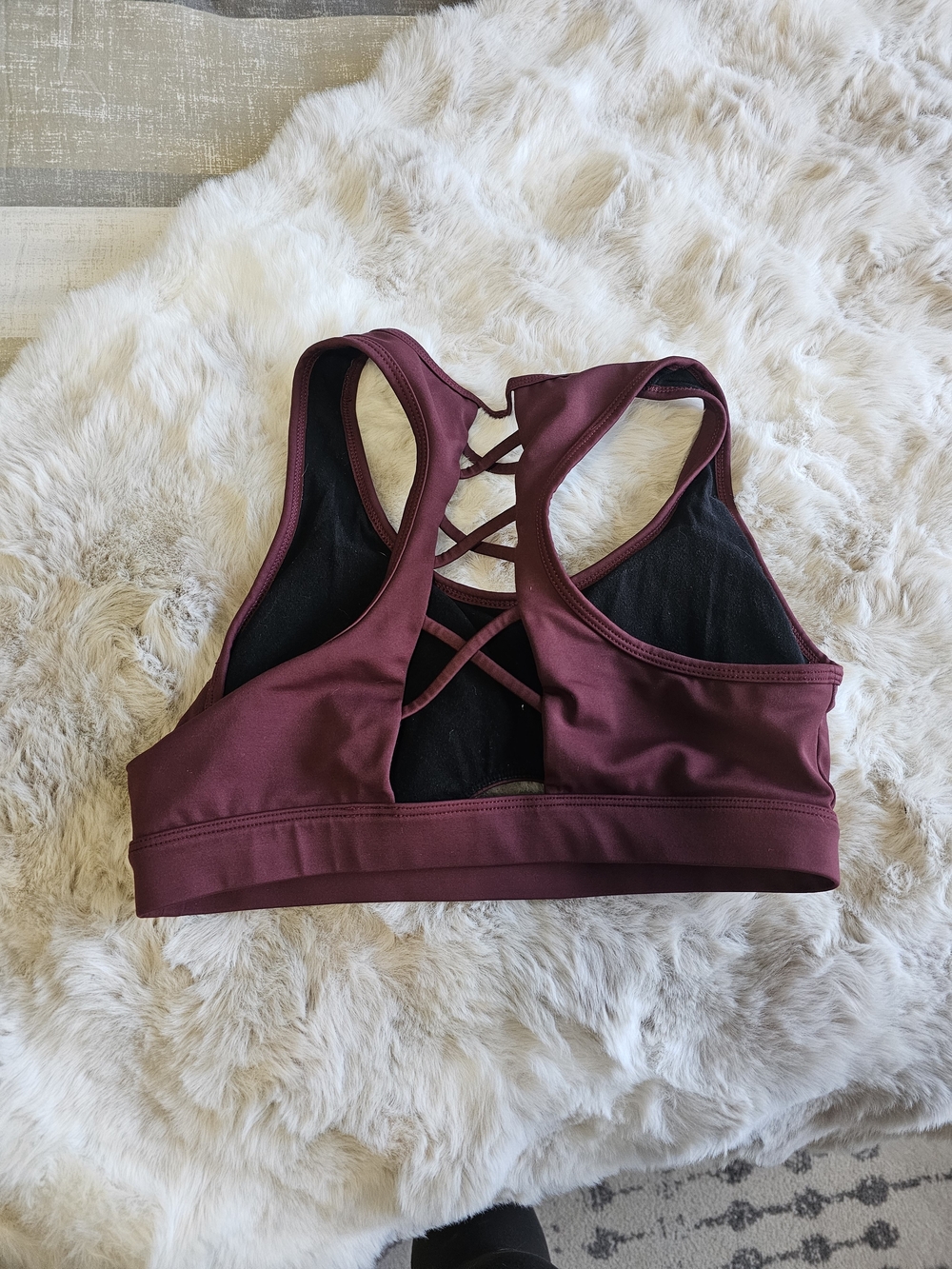 Women’s Sports Bra - Burgundy Crisscross Back CURVES AND COMBATBOOTS medium - Picture 2 of 3